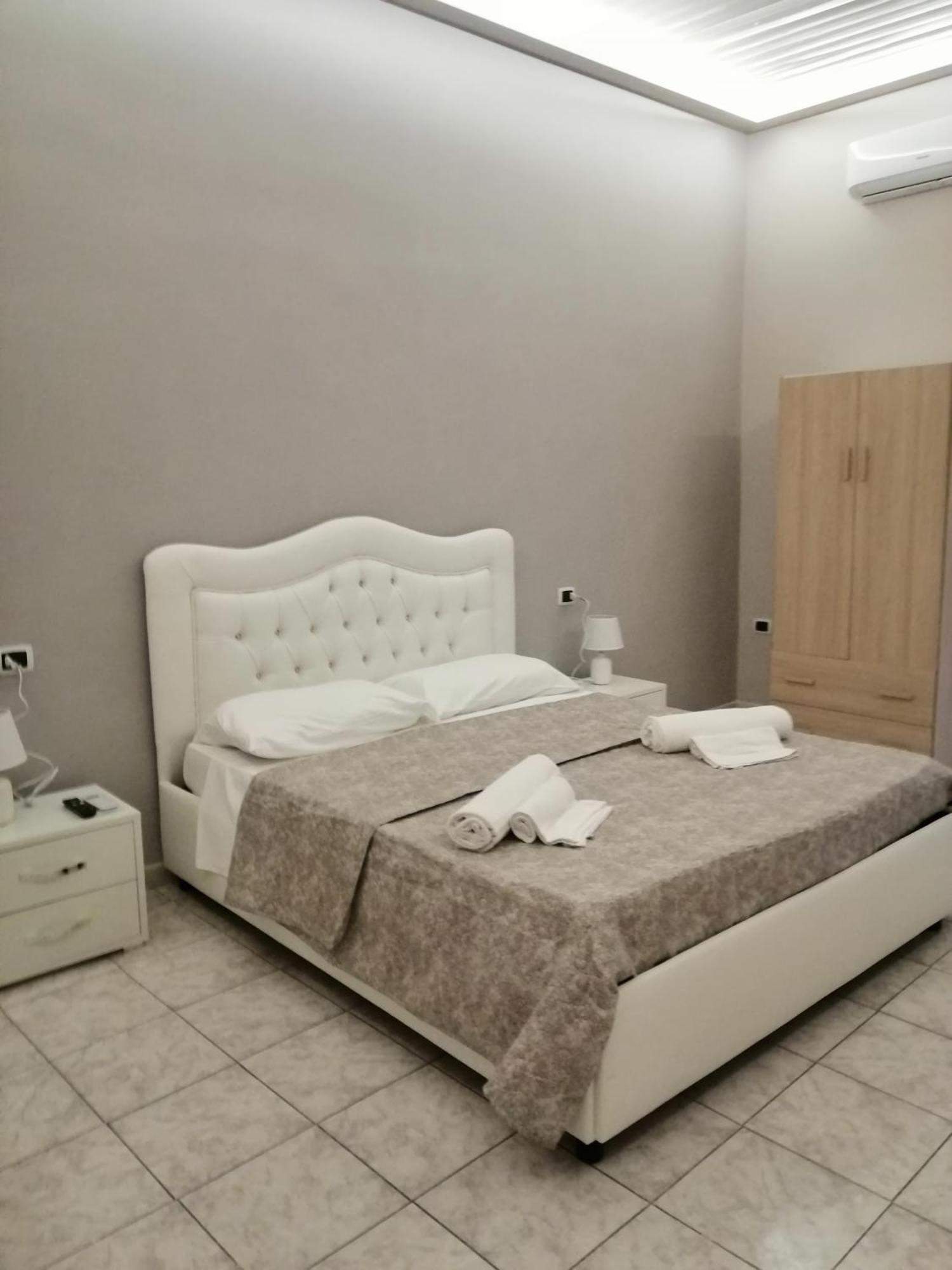 Guest House Francesco Naples Luaran gambar